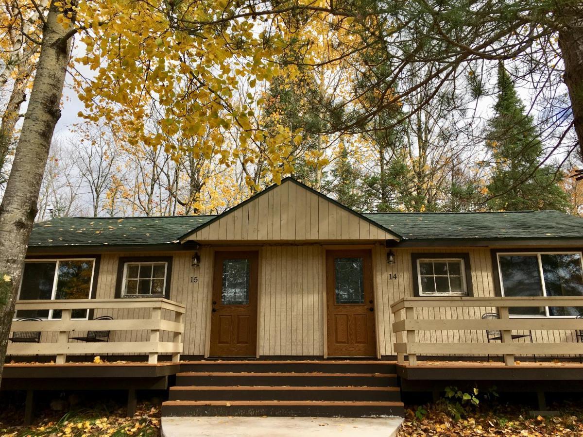 Hanging Horn Lakeside Resort Moose Lake Buitenkant foto