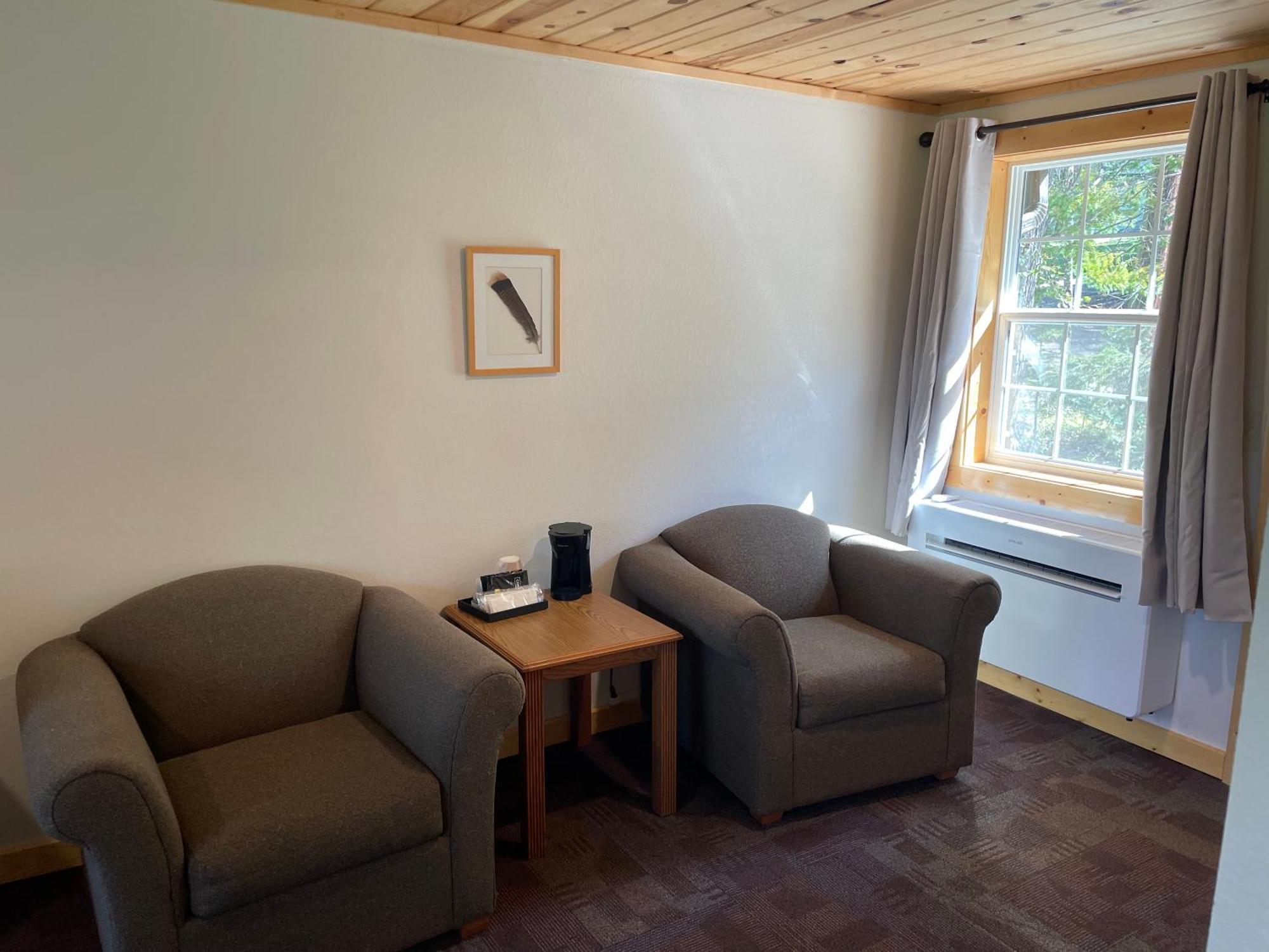 Hanging Horn Lakeside Resort Moose Lake Buitenkant foto