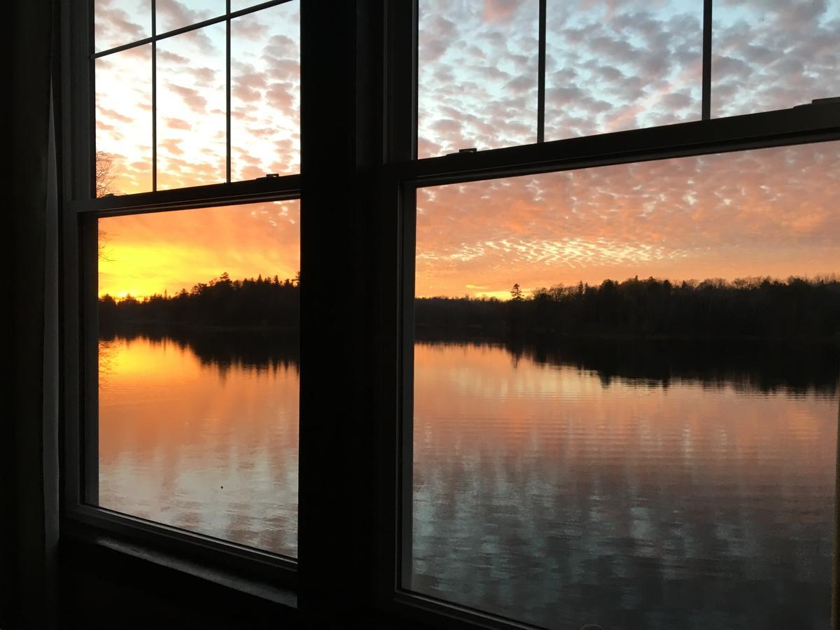Hanging Horn Lakeside Resort Moose Lake Buitenkant foto